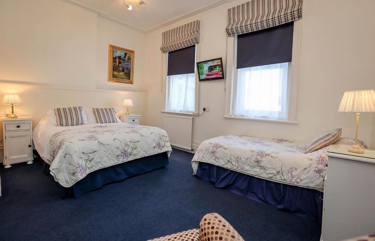 The Winter Dene Hotell Bournemouth Exteriör bild