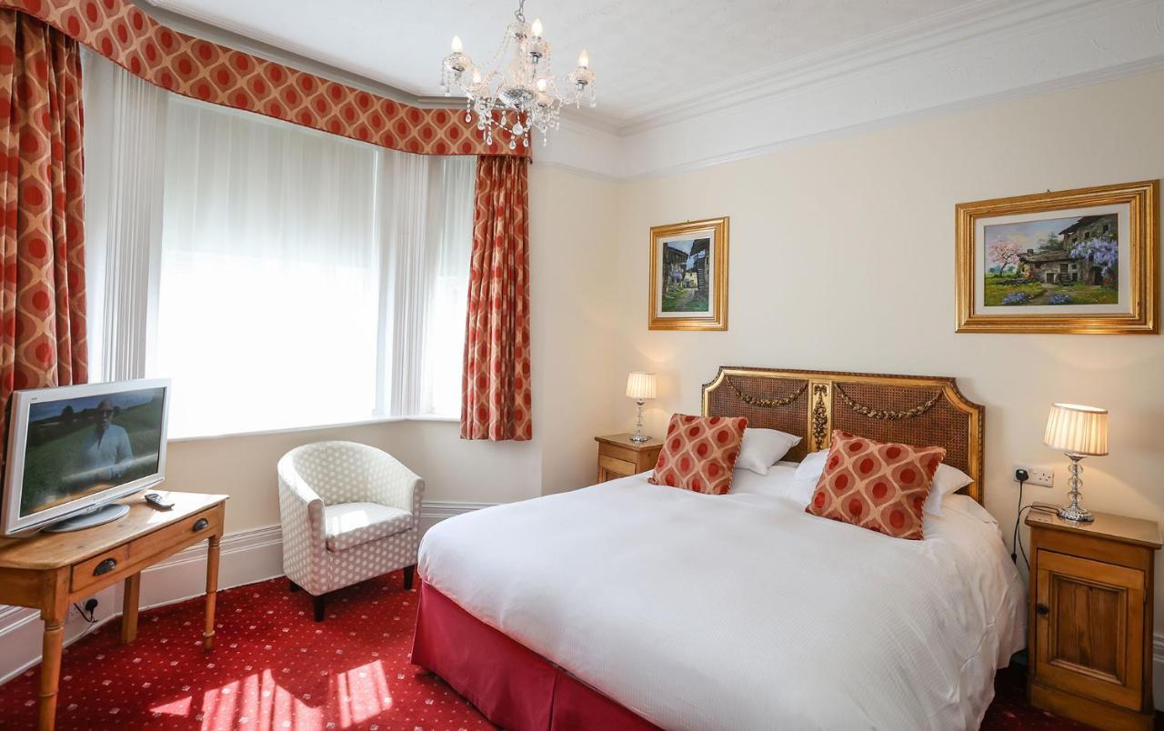 The Winter Dene Hotell Bournemouth Exteriör bild