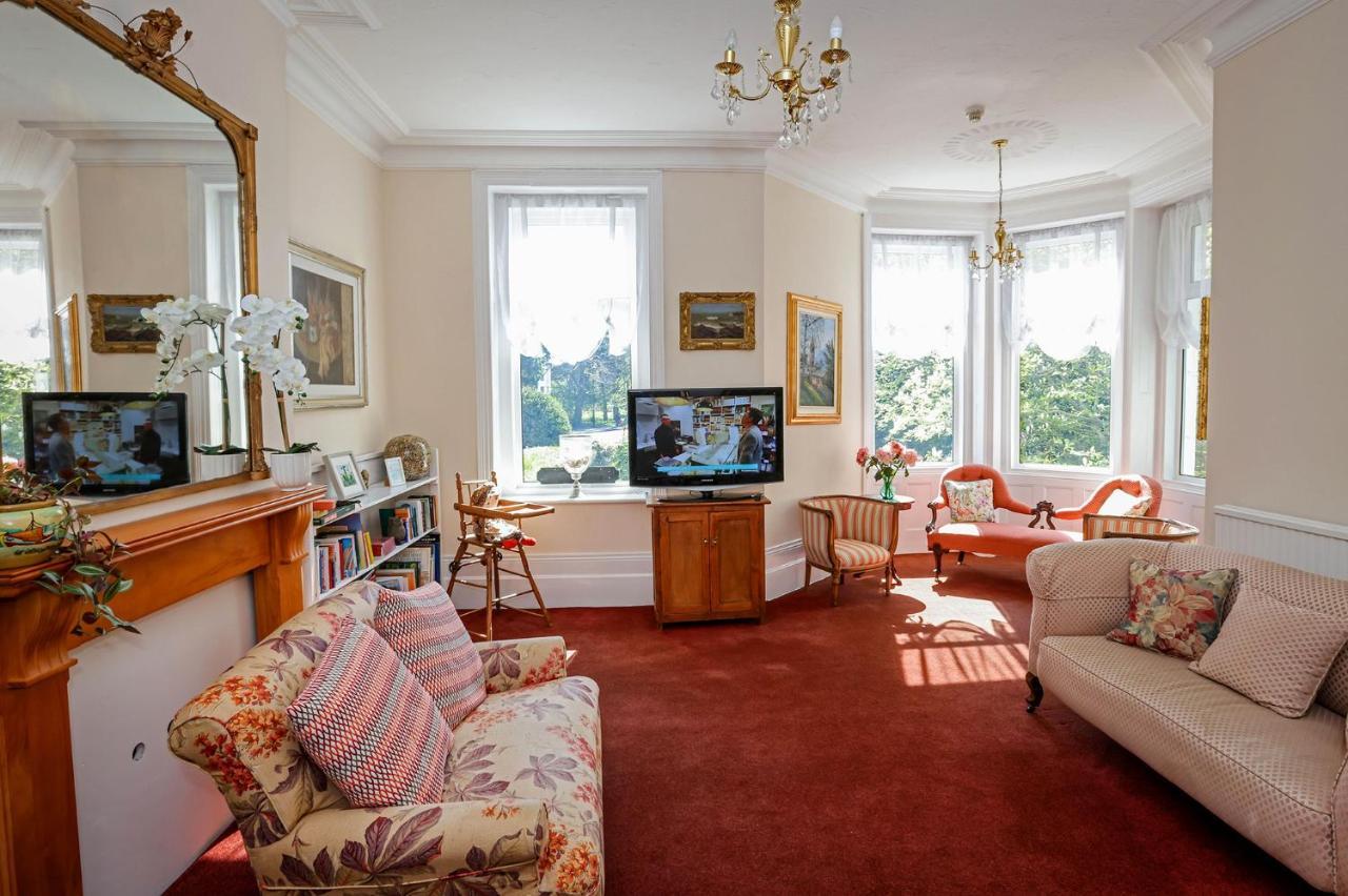 The Winter Dene Hotell Bournemouth Exteriör bild