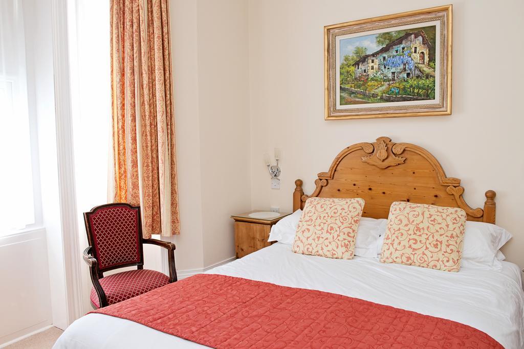 The Winter Dene Hotell Bournemouth Exteriör bild